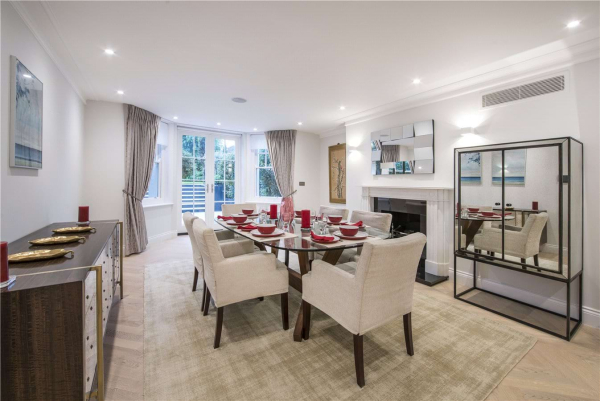 Holland Park, London, W11