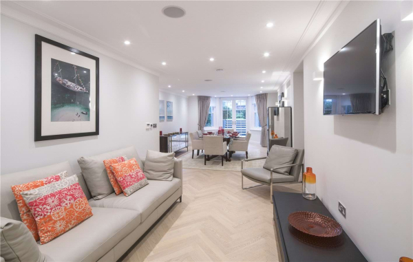 Holland Park, London, W11